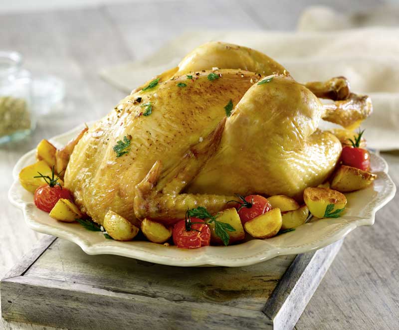 Poulet fermier rôti farci au yaourt